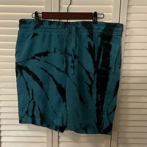 SOLD Men’s Tie Dyed Shorts